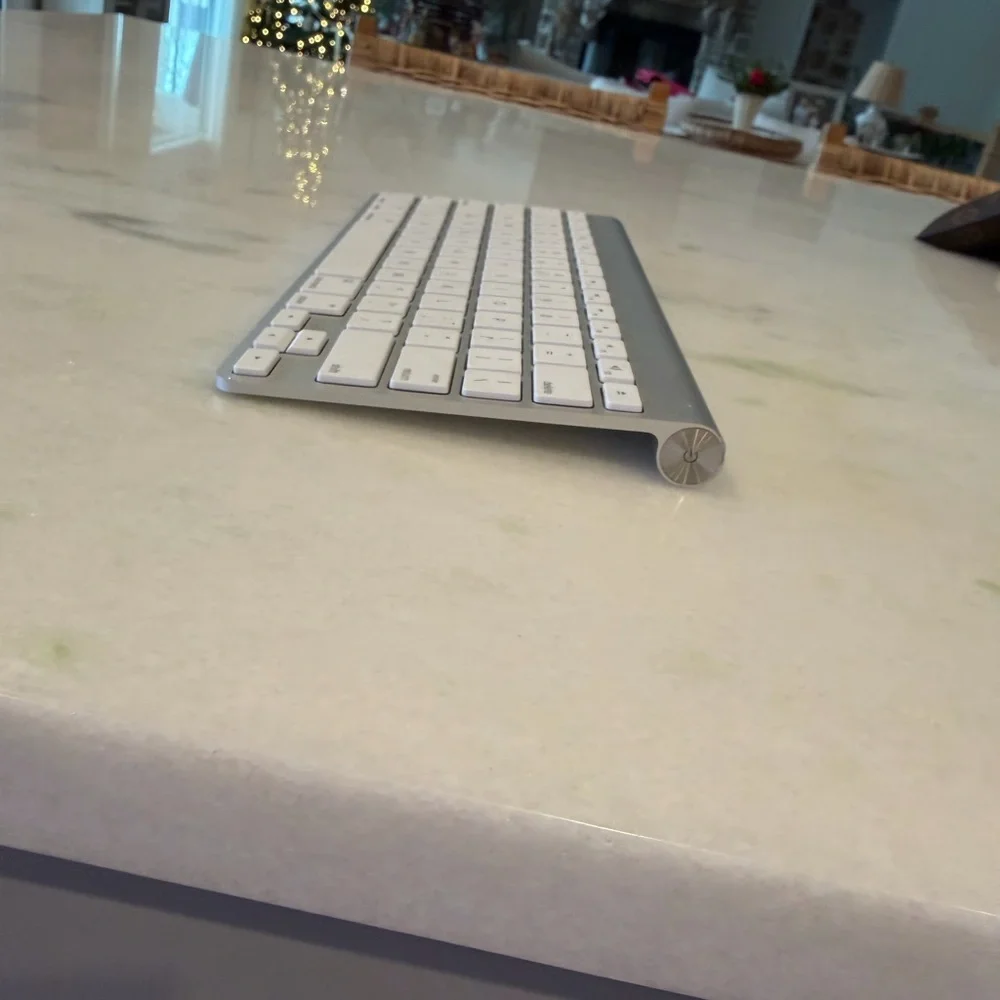 Apple sleek wireless